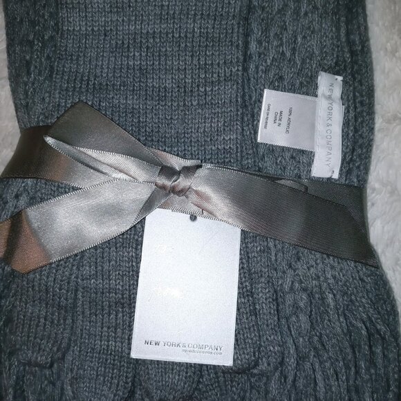 New York & Company Gray Scarf and Gloves Set - Picture 2 of 4